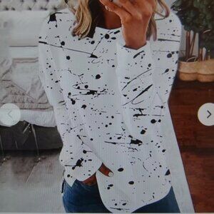 Graffiti Long Sleeve Round Neck   NEW
